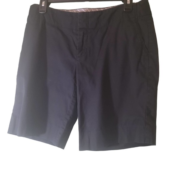 Gap Flat Front Bermuda Black Cotton Blend Shorts Sz 4 - Picture 1 of 7